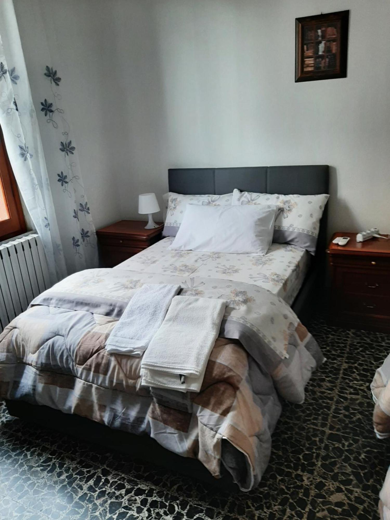 Casa Vacanza Dh Специя Екстериор снимка