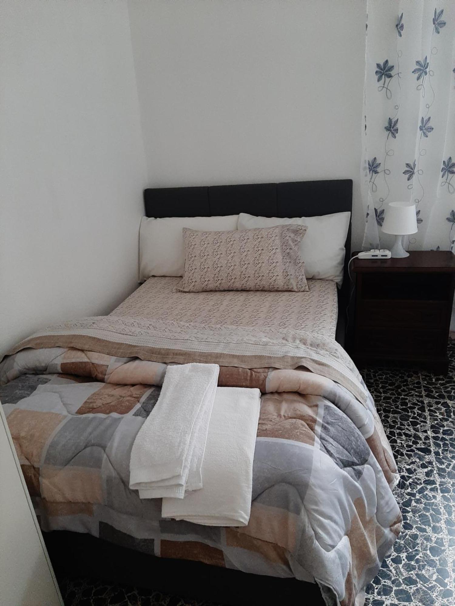 Casa Vacanza Dh Специя Екстериор снимка