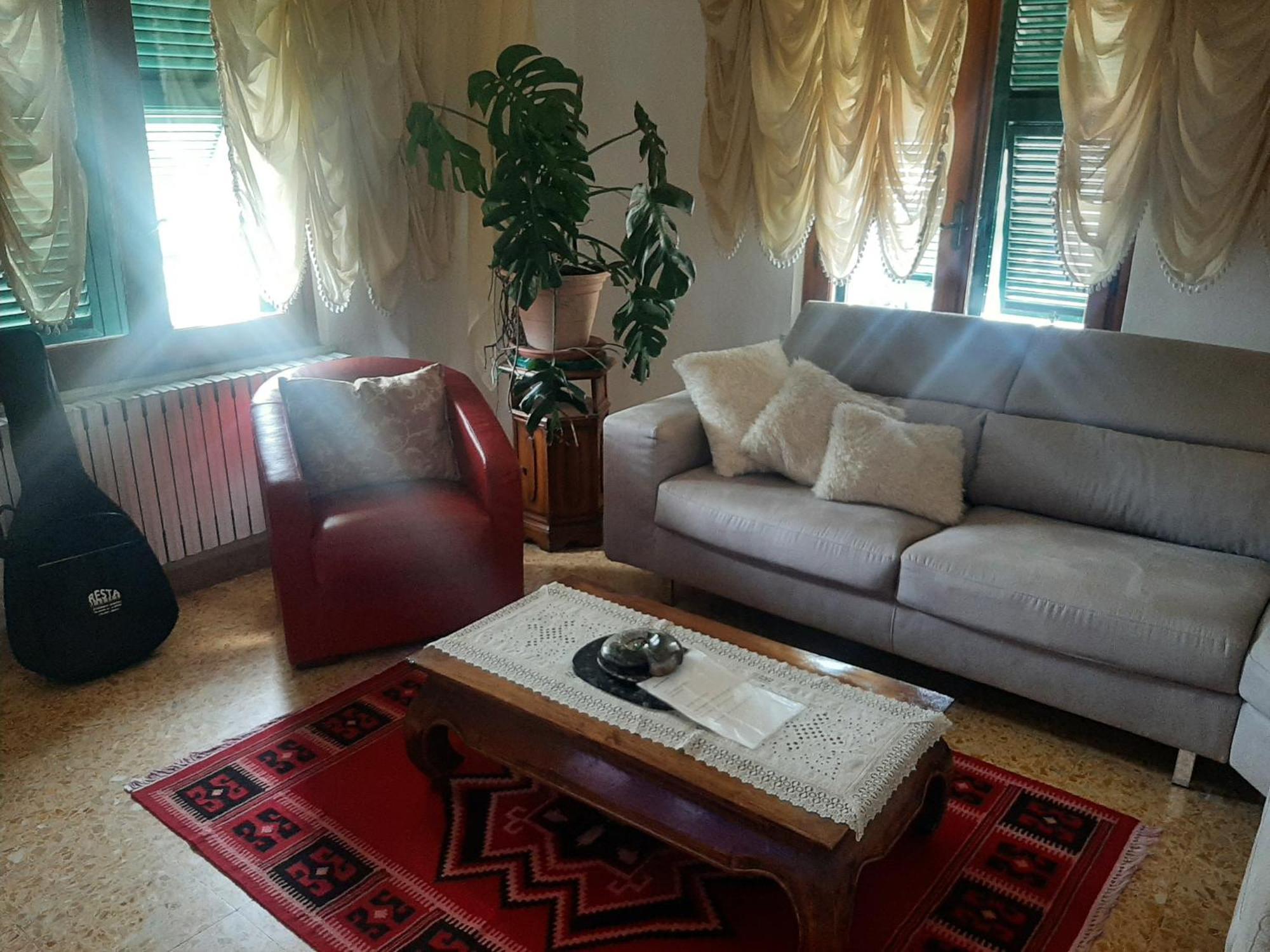 Casa Vacanza Dh Специя Екстериор снимка