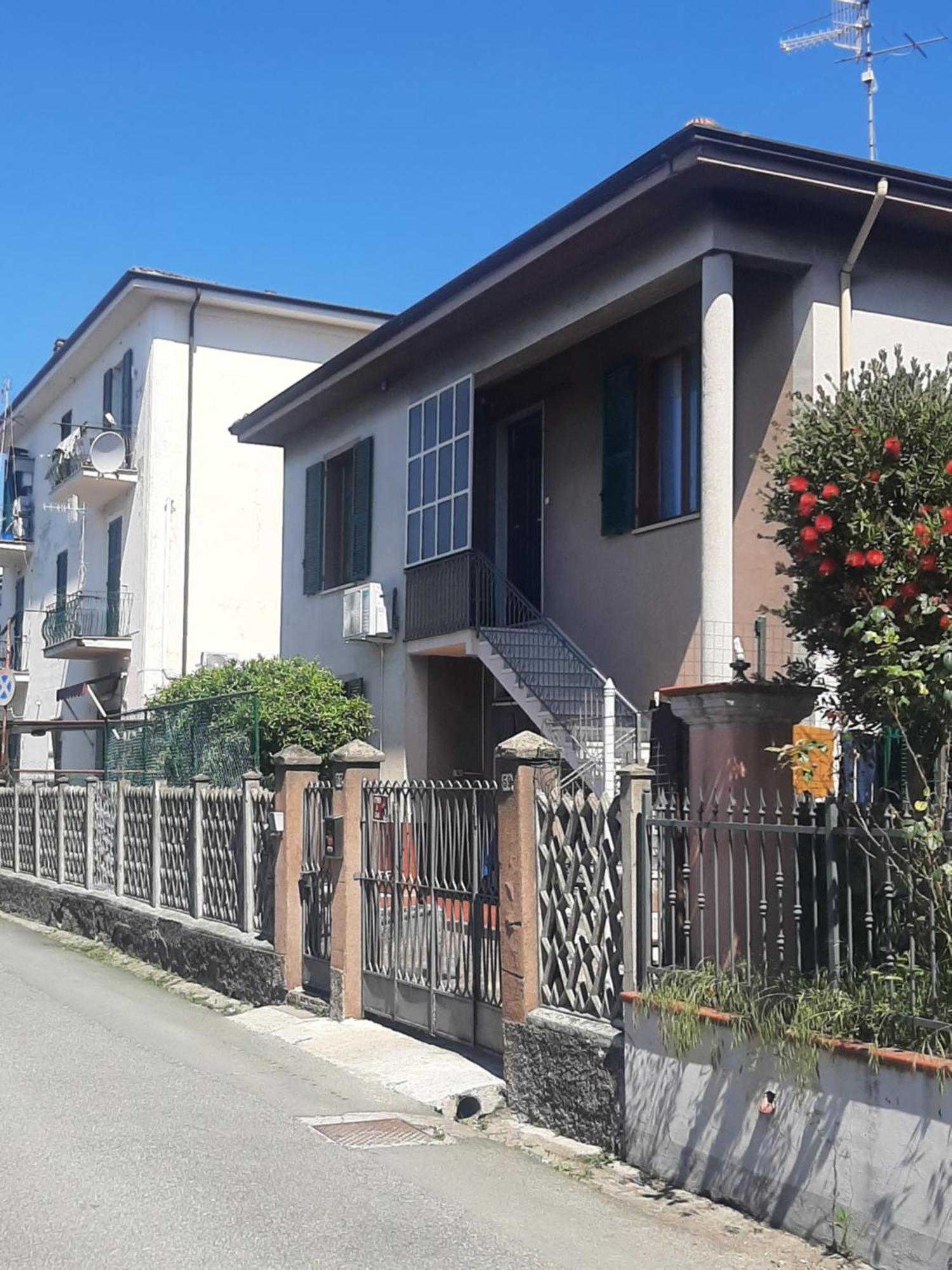 Casa Vacanza Dh Специя Екстериор снимка